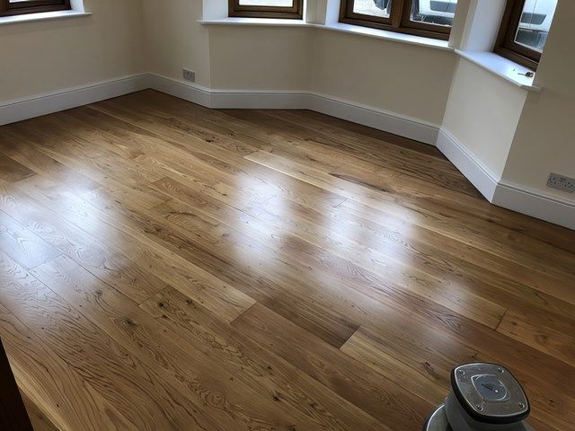 wood-floor-sanding-17-kireth-ai