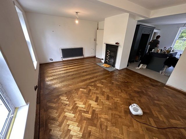 parquet-floor-sanding-3-kireth-ai