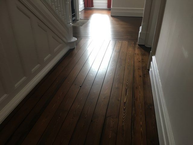 wood-floor-sanding-12-kireth-ai