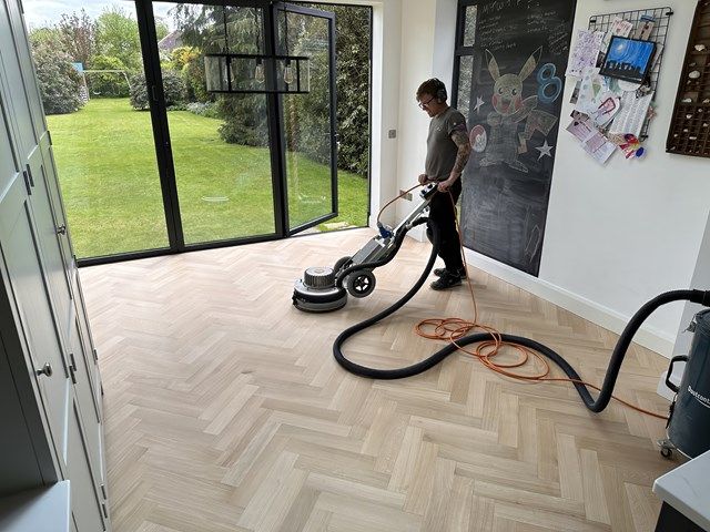 parquet-floor-sanding-1-kireth-ai