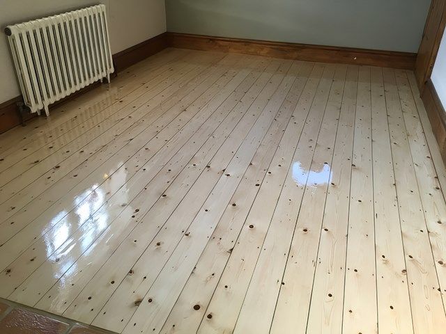 wood-floor-sanding-13-kireth-ai
