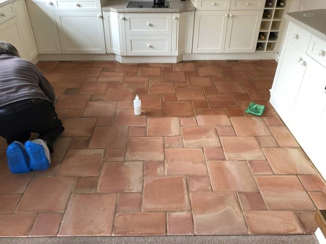 images/terracotta/slider/terracota-floor-cleaning-1-kireth-ai.jpeg